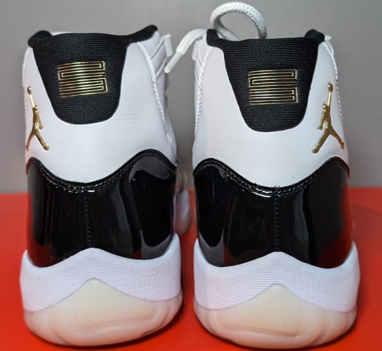 Size 12 - Jordan 11 Retro Mid Gratitude Defining Moments