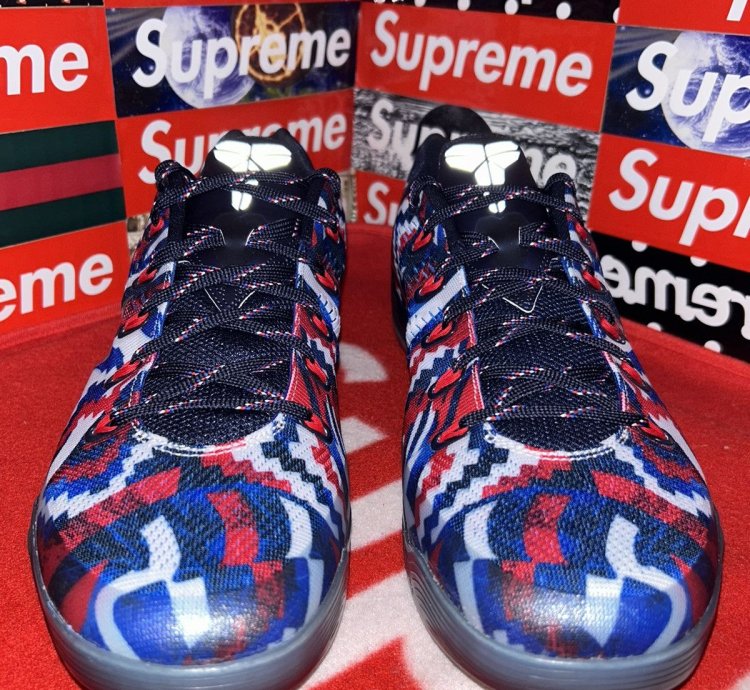 Nike Kobe 9 Em Low Indpendence Day 646701-104 Size 13