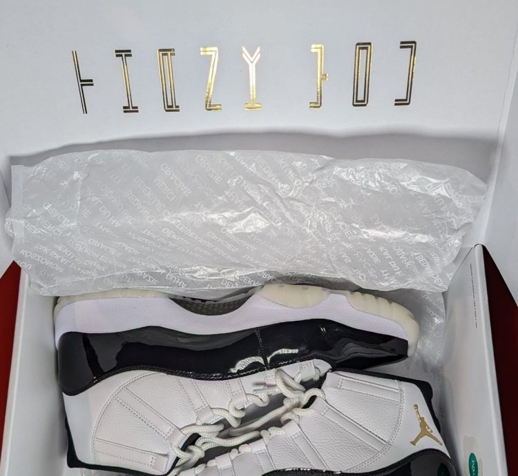 Size 12 - Jordan 11 Retro Mid Gratitude Defining Moments
