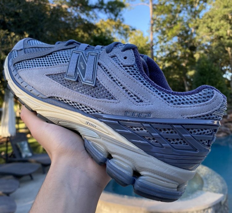 Size 11 New Balance 1906r Auralee Flint Stone Blue M1906ral