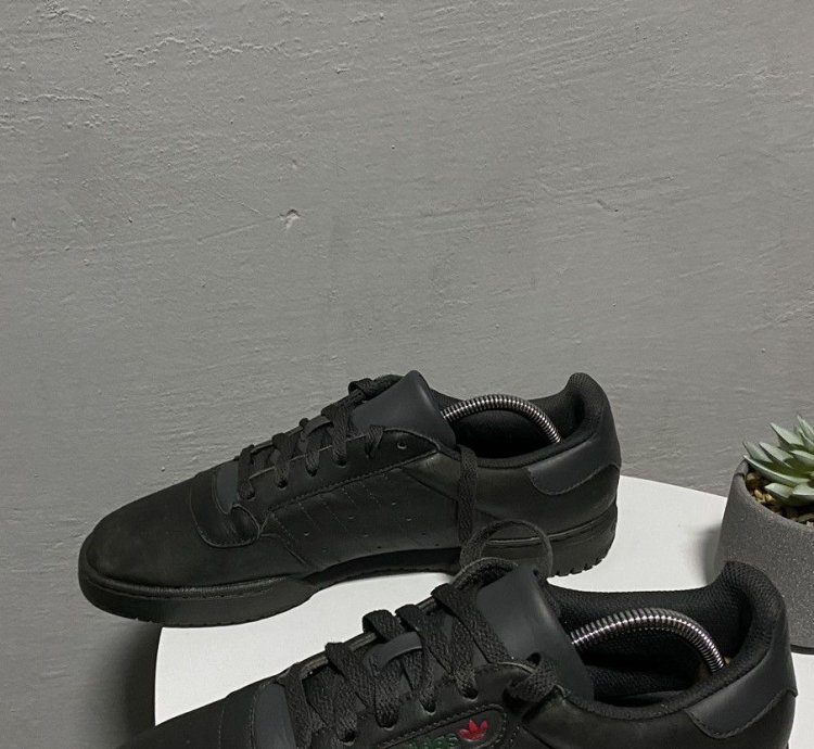 Adidas Yeezy Powerphase Calabasas Sneakers