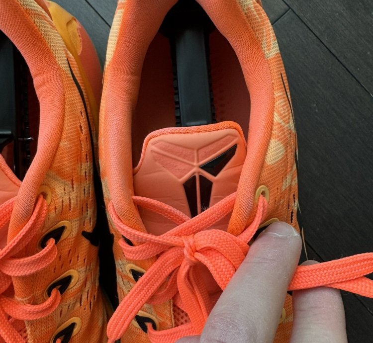 Nike Kobe 9 Em Low Peach Mango
