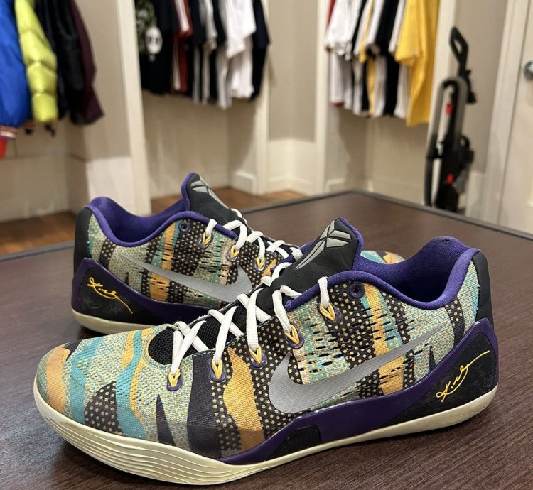 Nike Kobe 9 Em Low Unleashed