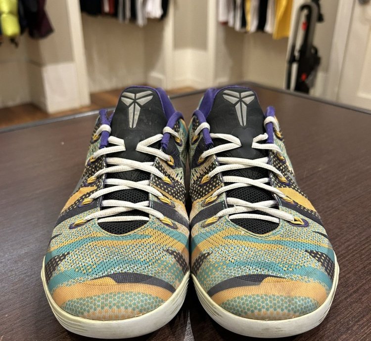 Nike Kobe 9 Em Low Unleashed