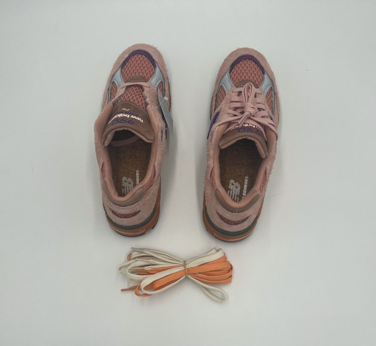 Size 11 Salehe Bembury New Balance 990v2
