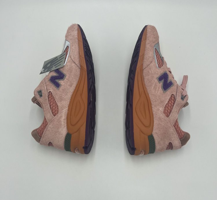Size 11 Salehe Bembury New Balance 990v2