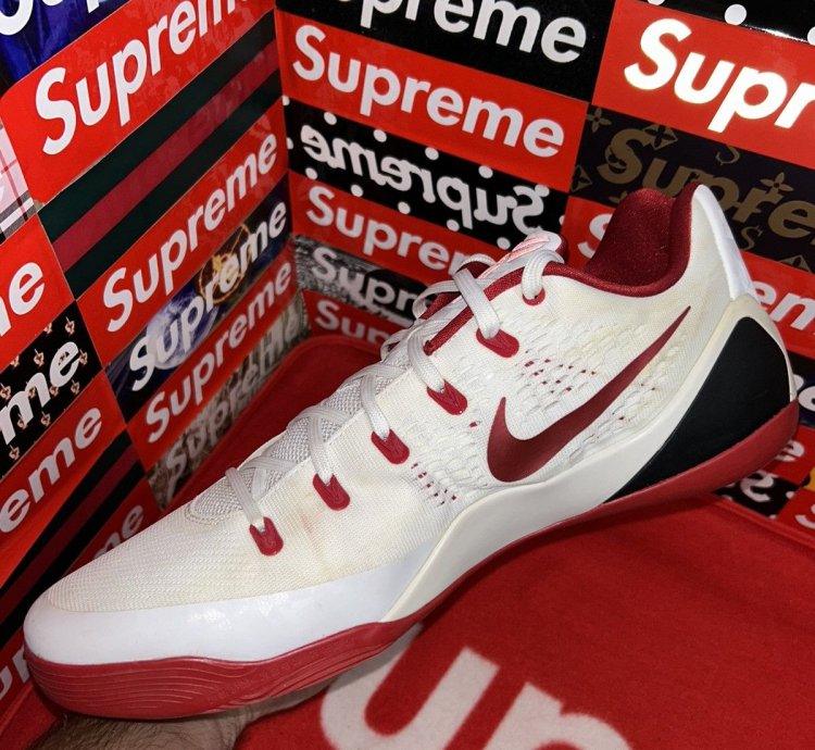 Nike Kobe 9 Em Tb White Gym Red - 685776 160 Size 17