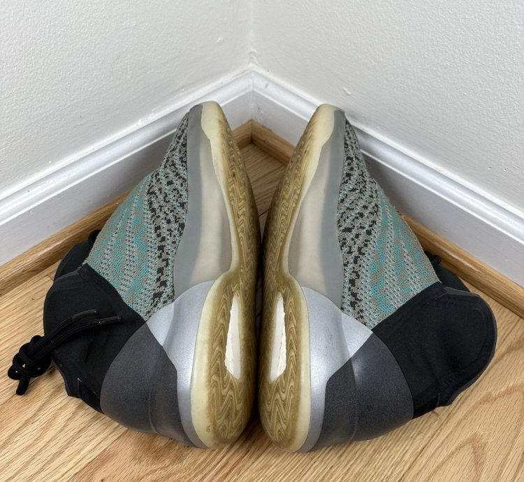 Adidas Yeezy Quantum Teal Blue