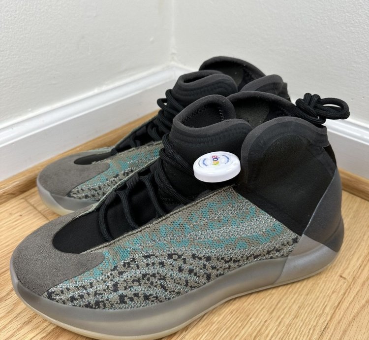 Adidas Yeezy Quantum Teal Blue