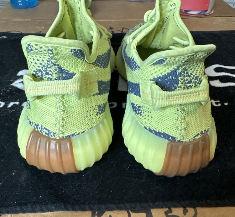 Adidas Yeezy V2 350 Semi Frozen Size 11