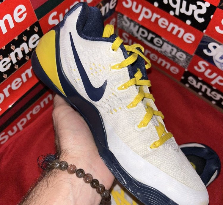 Nike Kobe 9 Ix Low Id Size 8 688501-997 Michigan