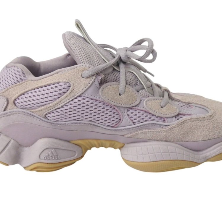 Adidas Yeezys 700