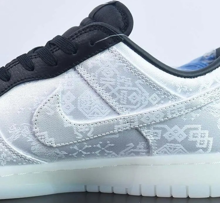 Clot Fragment x Nike Sb Dunk Low 20th Anniversary Fn0315-110