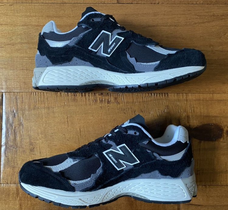 Size 13 New Balance 2002r Protection Pack Black Grey