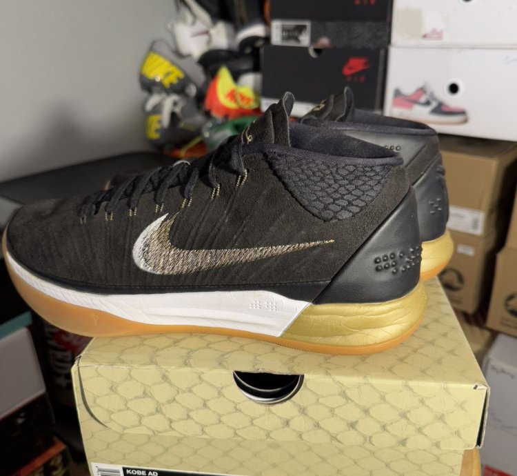 Nike Kobe Ad Black Gum