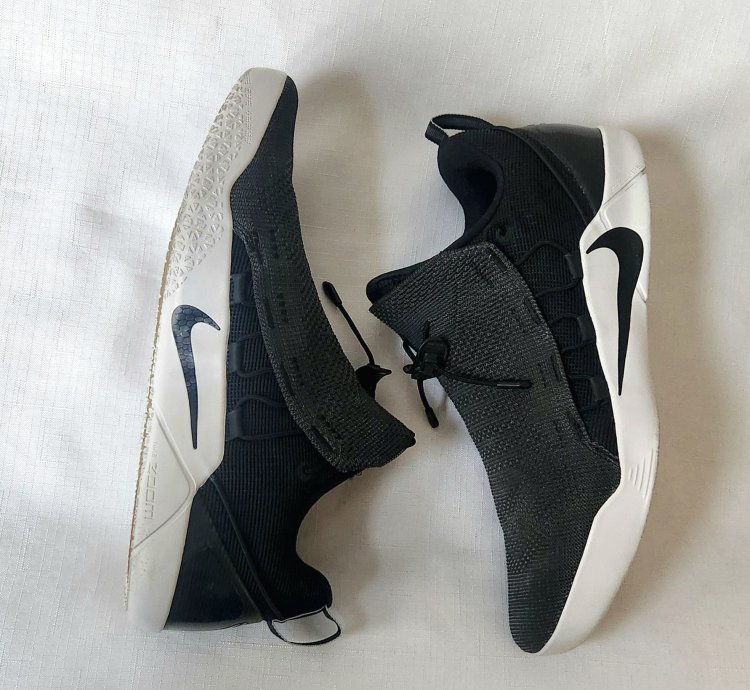 Nike Kobe Ad Nxt Black White Basketball 882049-007 Size 12