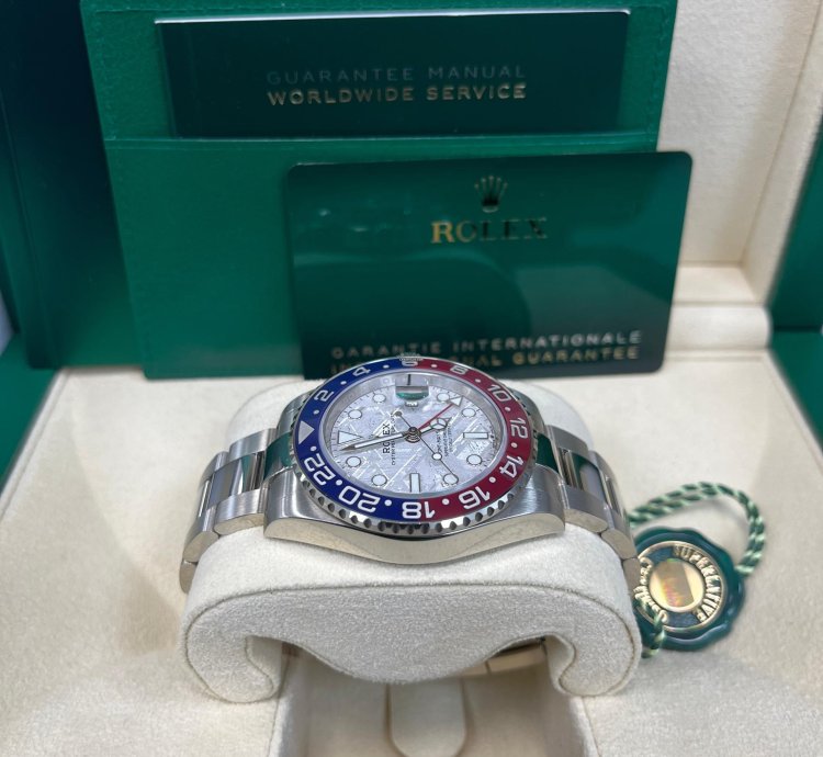 Rolex Gmt-master Ii White Gold Gmt-master Ii 40 Watch - Blue And Red Pepsi Bezel - Meteorite Dial - Oyster