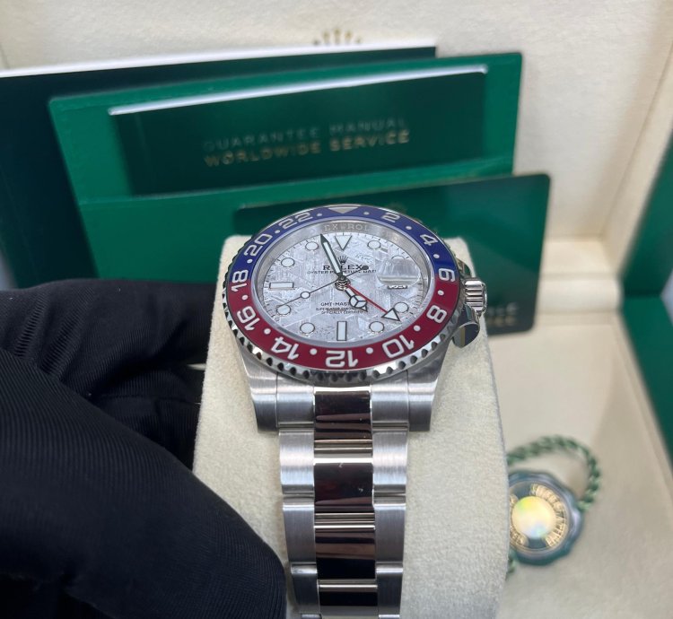 Rolex Gmt-master Ii White Gold Gmt-master Ii 40 Watch - Blue And Red Pepsi Bezel - Meteorite Dial - Oyster