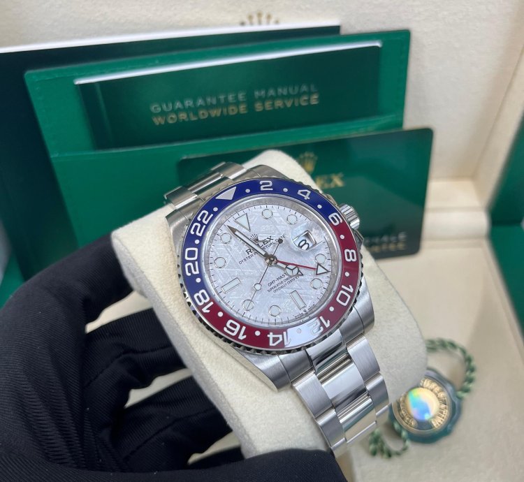 Rolex Gmt-master Ii White Gold Gmt-master Ii 40 Watch - Blue And Red Pepsi Bezel - Meteorite Dial - Oyster