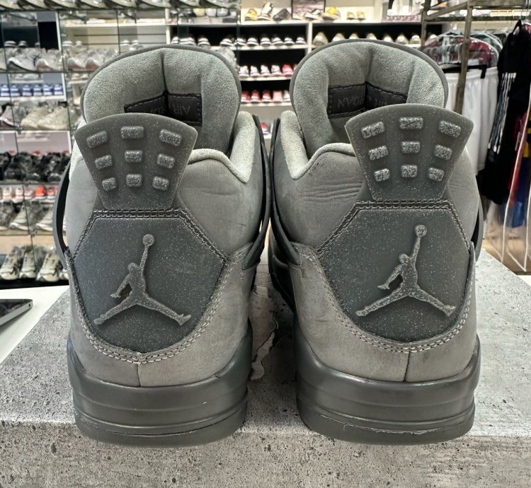 Size 8 - Air Jordan 4 Retro 2024 Wet Cement