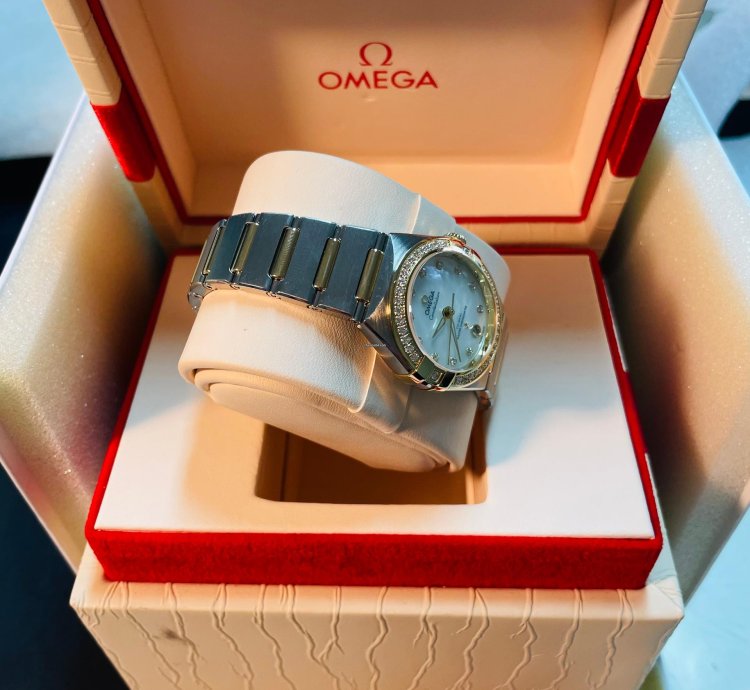 Omega Constellation Co-axial Master Chronometer Full Set - Gold Diamonds