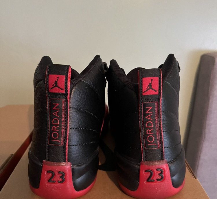 Size 8 5 - Jordan 12 Flu Game 2025 Ships Today