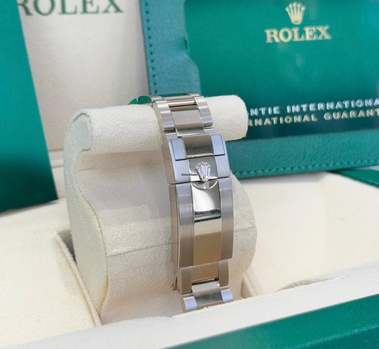 Rolex Gmt-master Ii White Gold Pepsi Blue Dial 2023