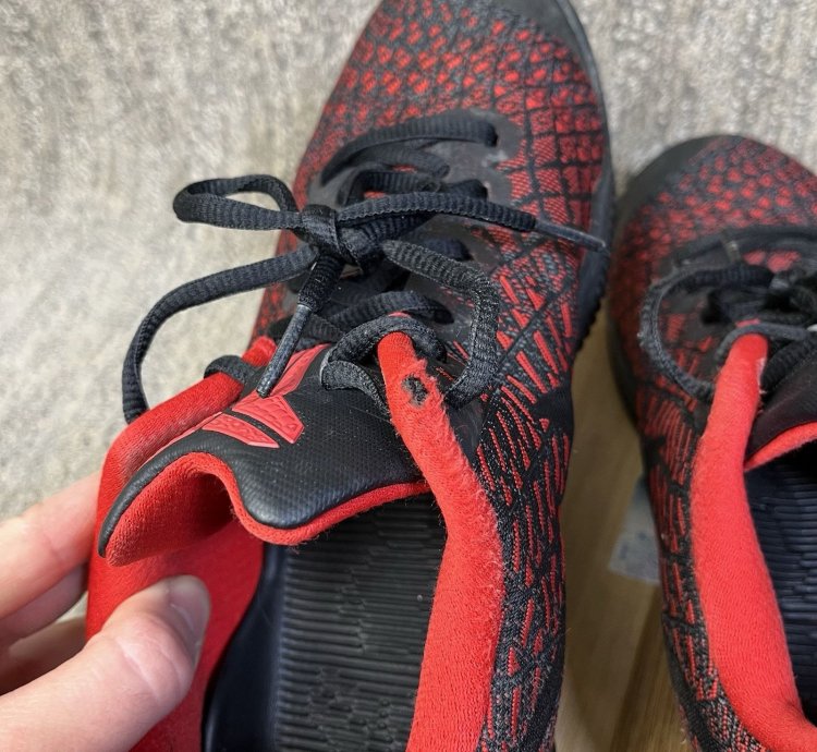 Nike Kobe Black Mamba Instinct University Bred Red Men 9 5