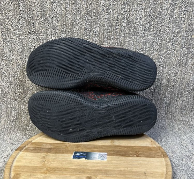 Nike Kobe Black Mamba Instinct University Bred Red Men 9 5