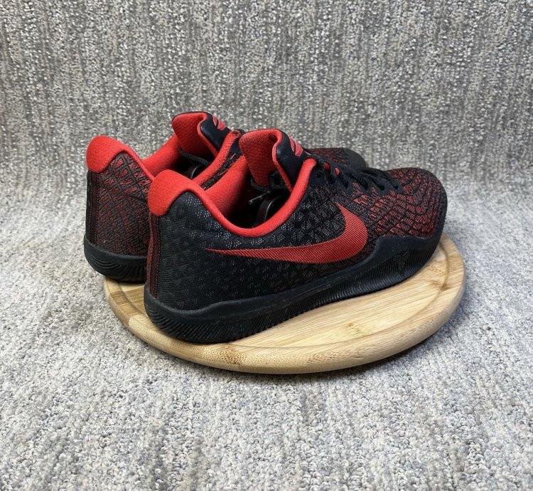 Nike Kobe Black Mamba Instinct University Bred Red Men 9 5
