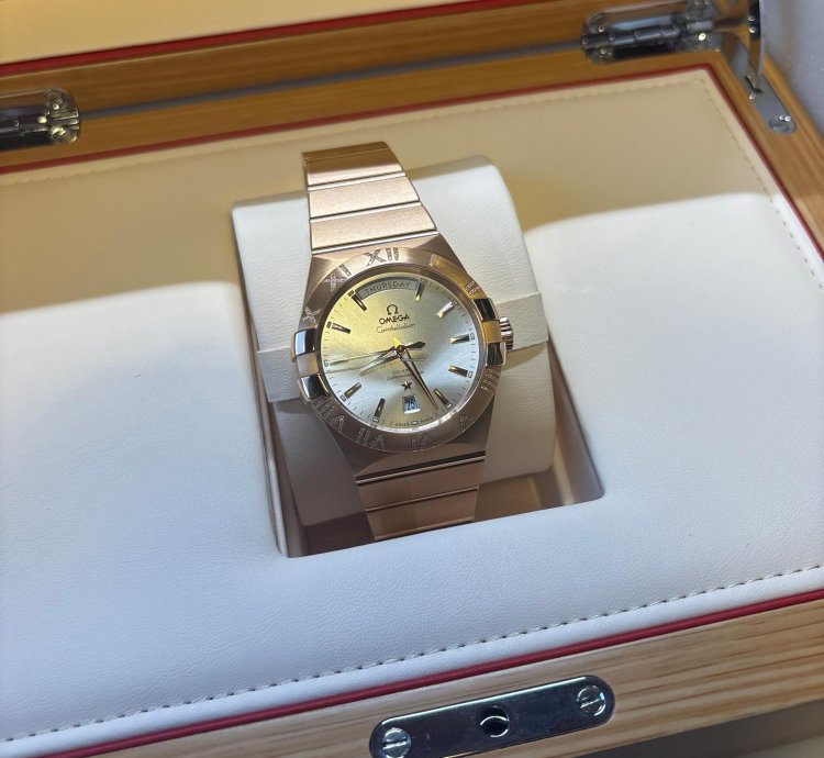 Omega Constellation Day-date 123 55 38 22 02 001 Automatic 2024 Red Gold Very Good