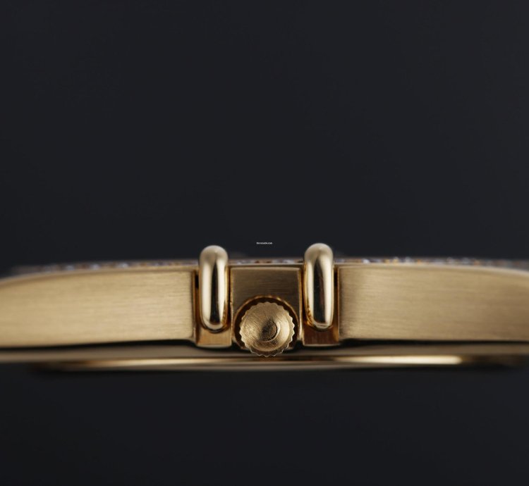 Omega Constellation Day-date Gold Diamond Dial And Bezel 18k Yellow Gold 33mm