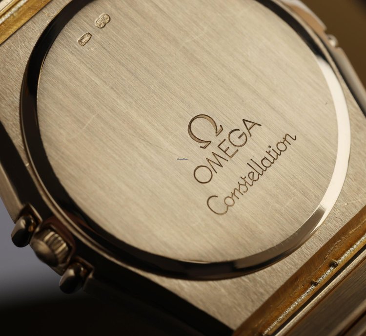 Omega Constellation Day-date Gold Diamond Dial And Bezel 18k Yellow Gold 33mm