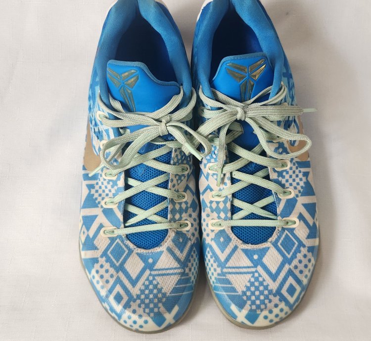 Nike Kobe Bryant 9 Em Low Hyper Cobalt Blue 2014 646701-414