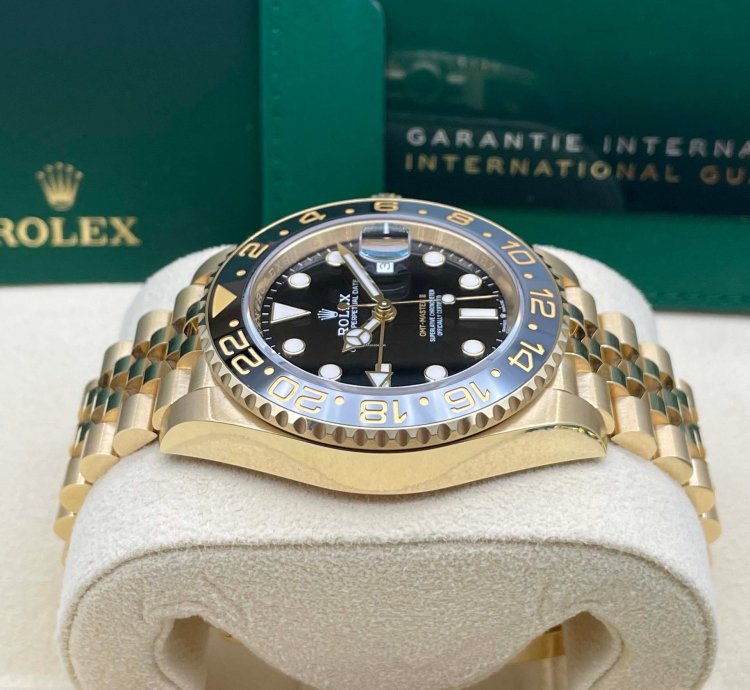 Rolex Gmt-master Ii Yellow Gold 126718grnr 2025