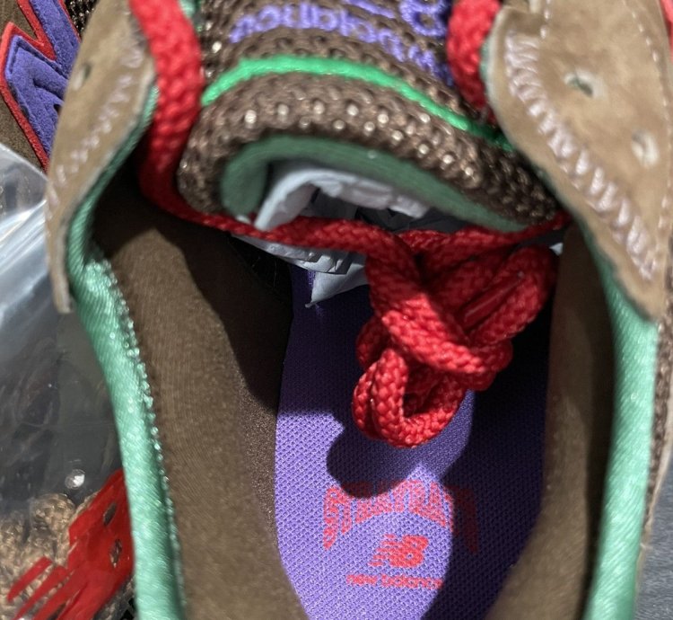 Stray Rats New Balance 827