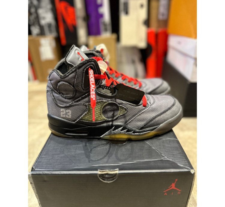 Size 9 - Jordan 5 Off White Muslin Sneaker