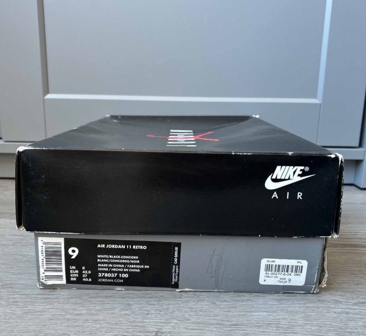 Size 9 - Nike Air Jordan 11 Retro Concord 2018 Vnds Black