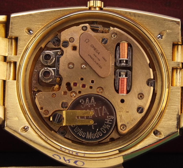 Omega Constellation F300hz Constellation 18k 750 Very Rare Very Unique 1973 Investment