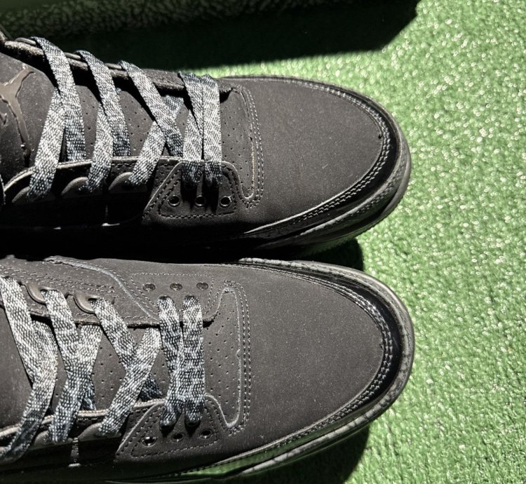 Size 9 5 - Air Jordan 3 Retro 2025 Black Cat