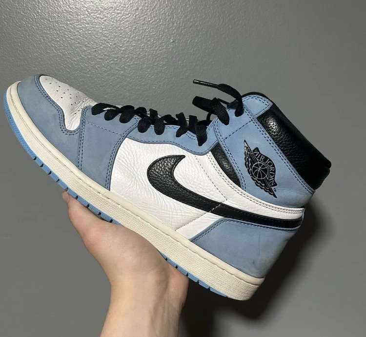 Air Jordan 1 Retro High Og University Blue