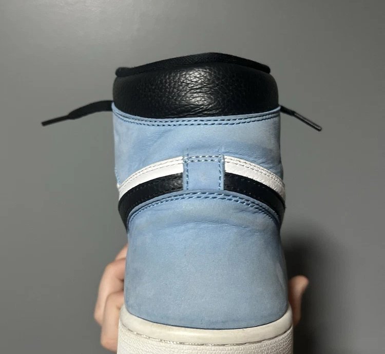 Air Jordan 1 Retro High Og University Blue
