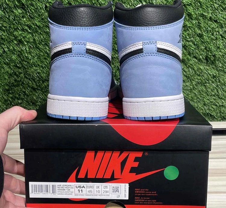 Air Jordan 1 Retro High Og University Blue