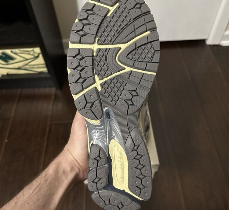 Thisisneverthat New Balance 1906r The 2022 Downtown Run