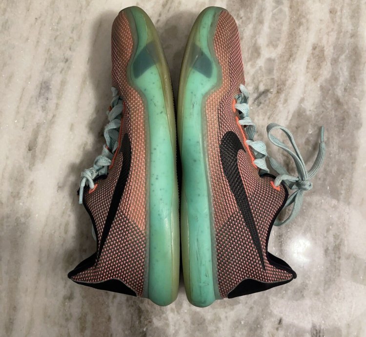 Nike Kobe Bryant Easter Gs 726067-808 Lava Sunset Glow 7y