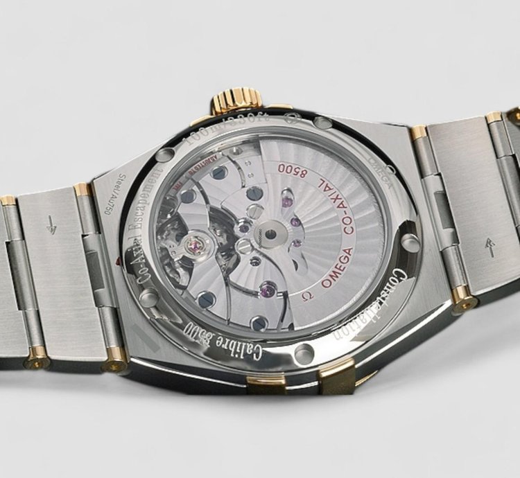 Omega Constellation Men Co-axial 38mm Yellow Gold