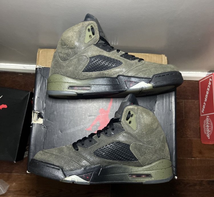 Size 9 5 Nike Air Jordan 5 Fear Pack