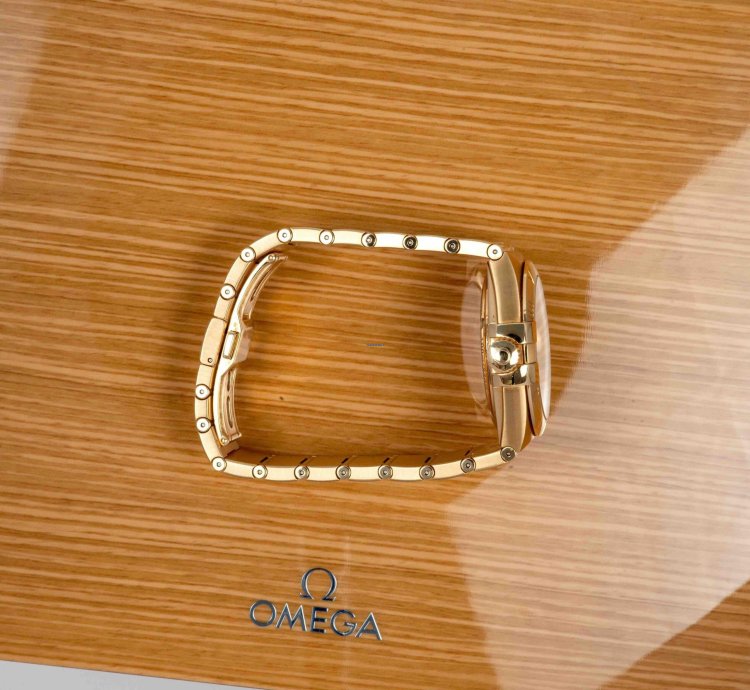 Omega Constellation Men Red Gold On Red Gold 123 50 38 21 02 001 December 2018