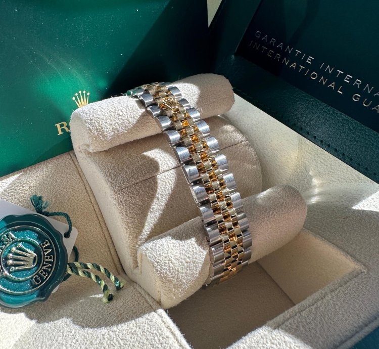 Rolex Lady-datejust 28 279383rbr Mother Of Pearl Diamond Dial Jubilee Bracelet Two Tone Yellow