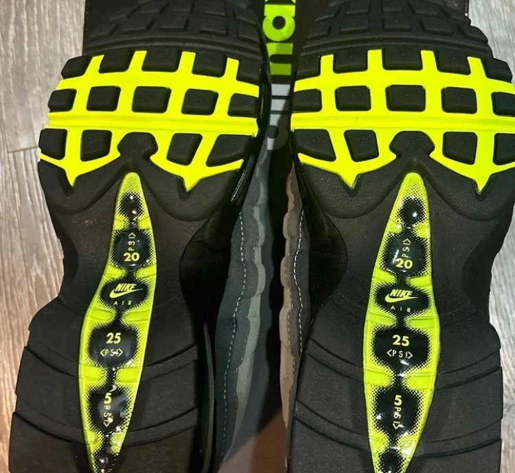 Nike Air Max 95 Og Big Bubble Neon